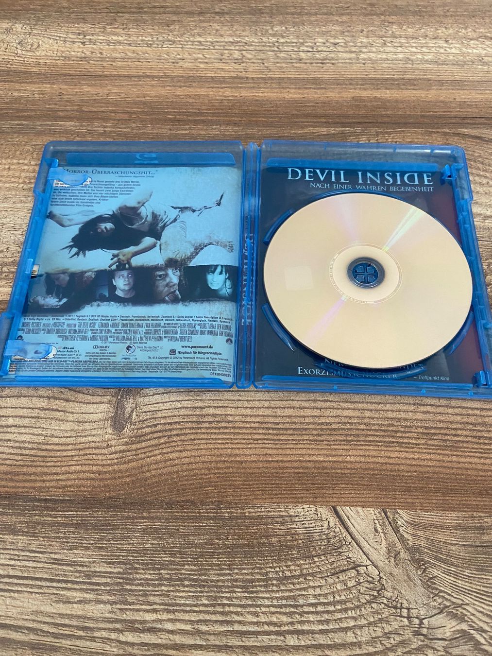 Tutti i DVDs: Devil Inside Blu-ray in Top Zustand! – Usato da Hasle LU venduto da P89erni01 3