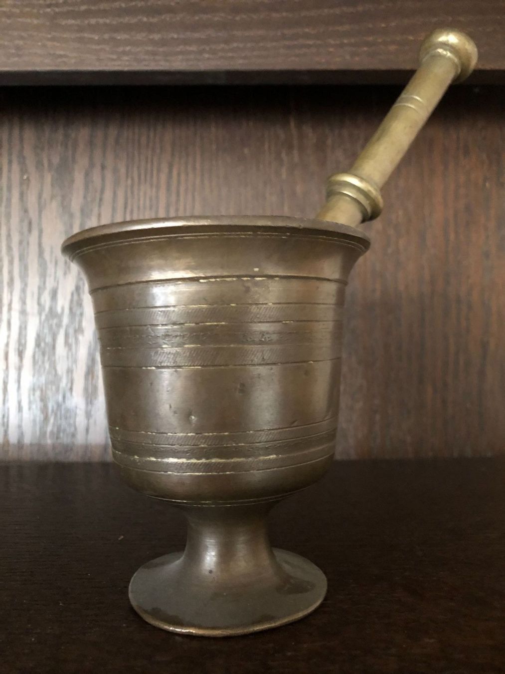 Altro per cucinare: Antiker Mörser mit Pistill – Usato da Winterthur venduto da Benz420