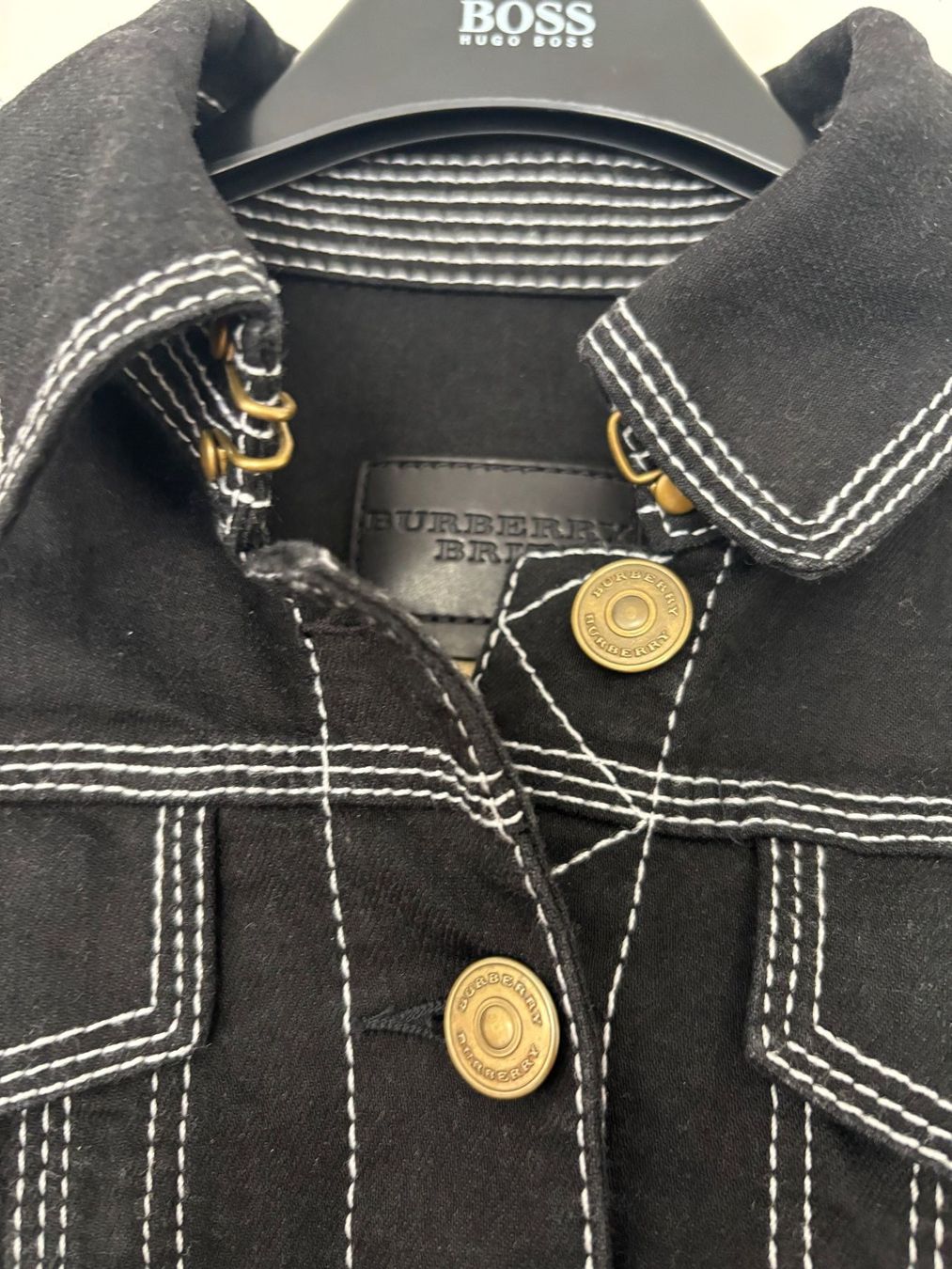 Burberry Jacken: BURBERRY  Jeansjacke schwarz elastisch 34 – Gebraucht aus Herrliberg von mayfi 5