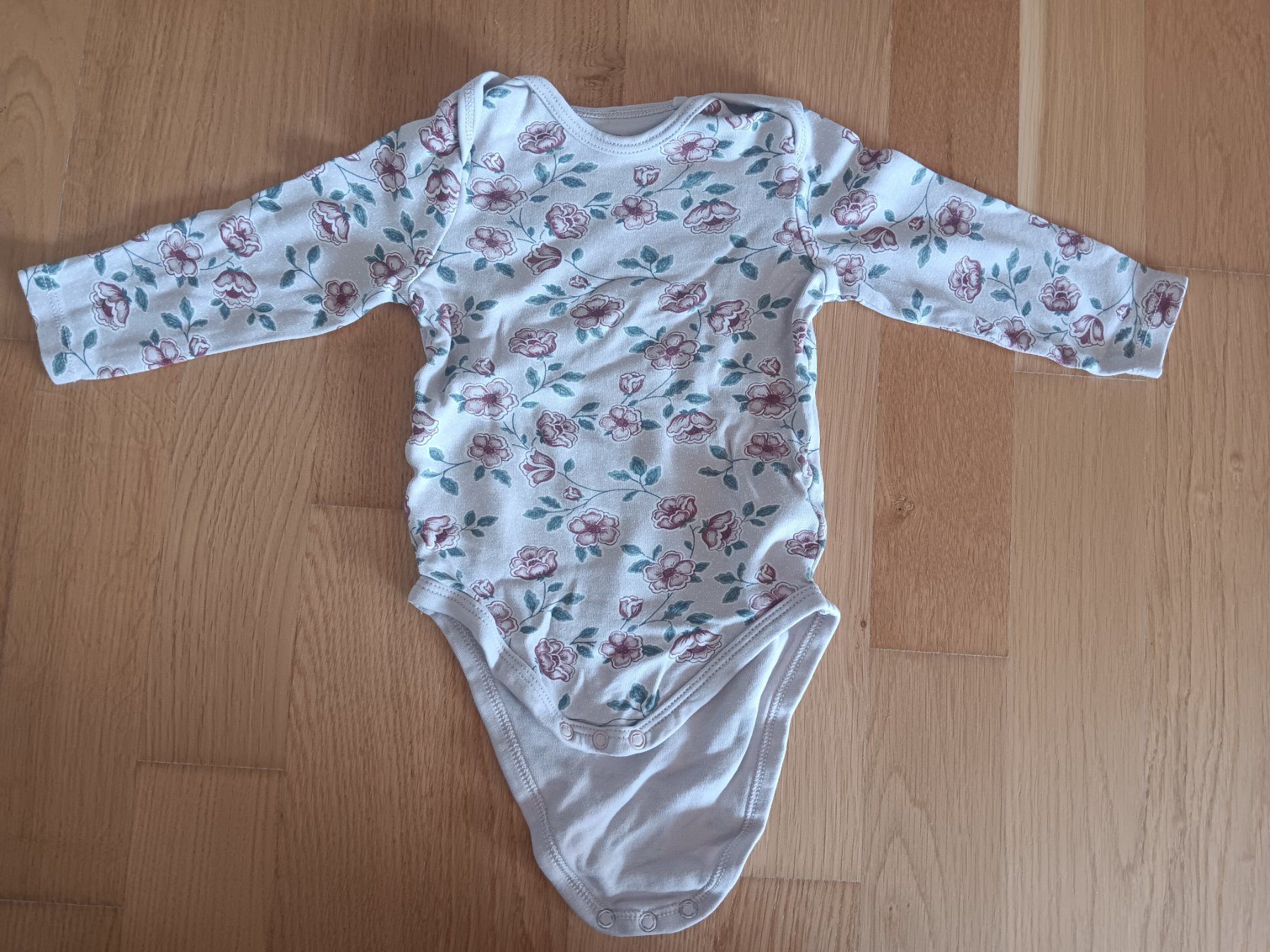 Kleiderpakete & -sets: Baby Kleider Paket ,Gr.74 /80 – Gebraucht aus Oftringen von WufffWuff 4