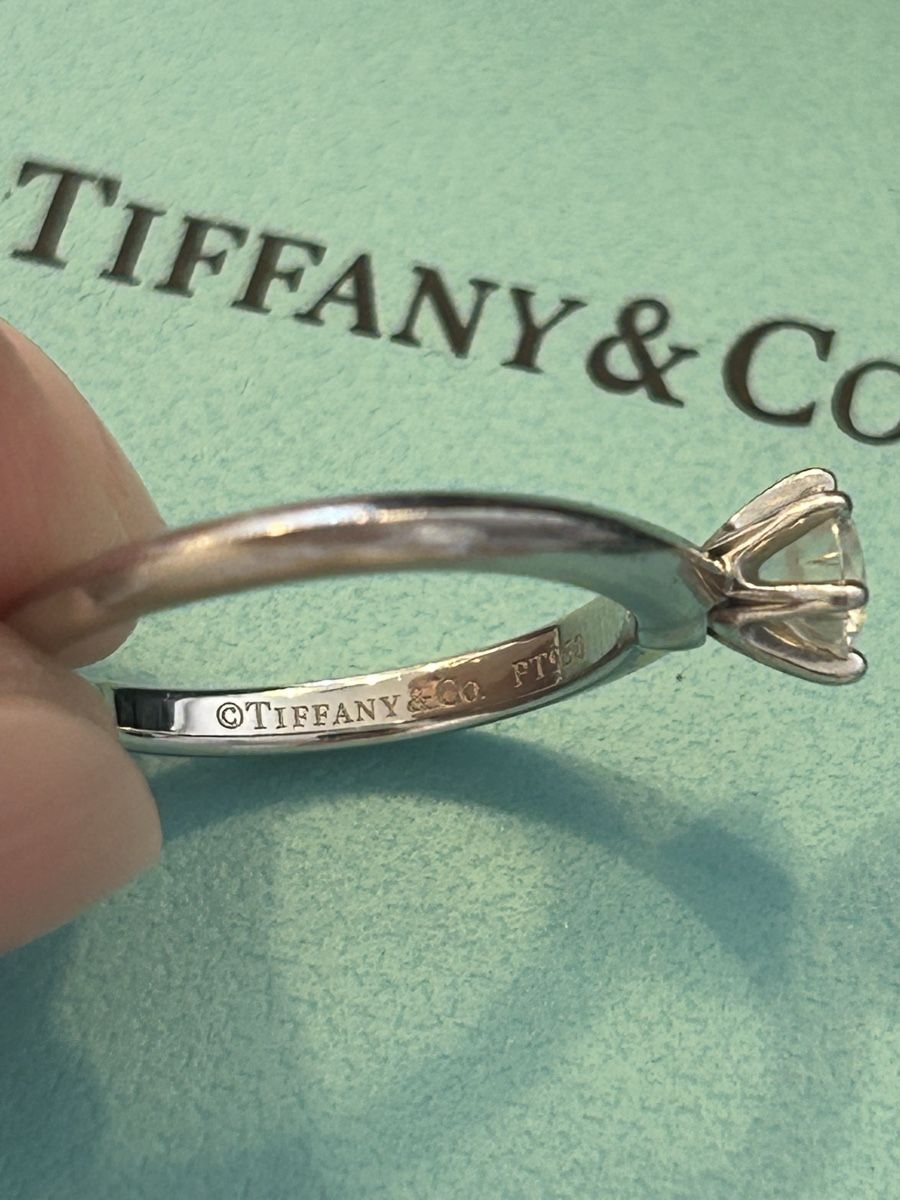 Tiffany & Co. Anelli: Tiffany & Co. Diamant-Platin Ring – Usato da Basel venduto da David_2019 2