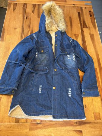 Jeansjacke gefüttert mit Kapuze blau, guter Zustand