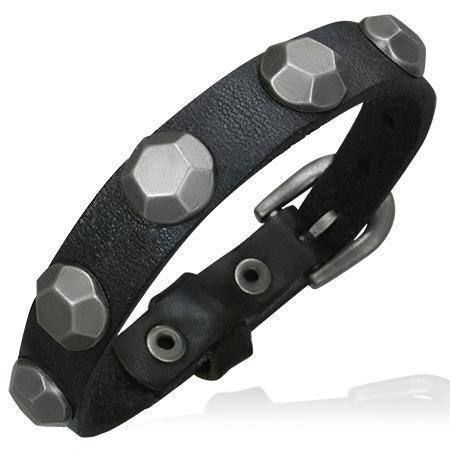Bracciali & Braccialetti: Tolles Nieten Lederarmband Typ IV – Nuovo (secondo la descrizione) da Schwanden GL venduto da UHRKNALL