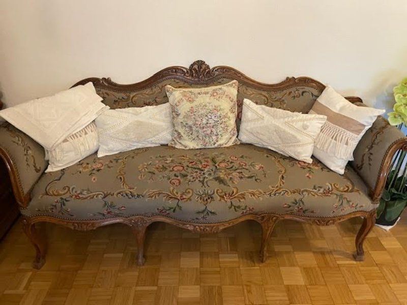 Sofas: canapé Louis XV avec document – D'occasion à Genève par fab_6pbh