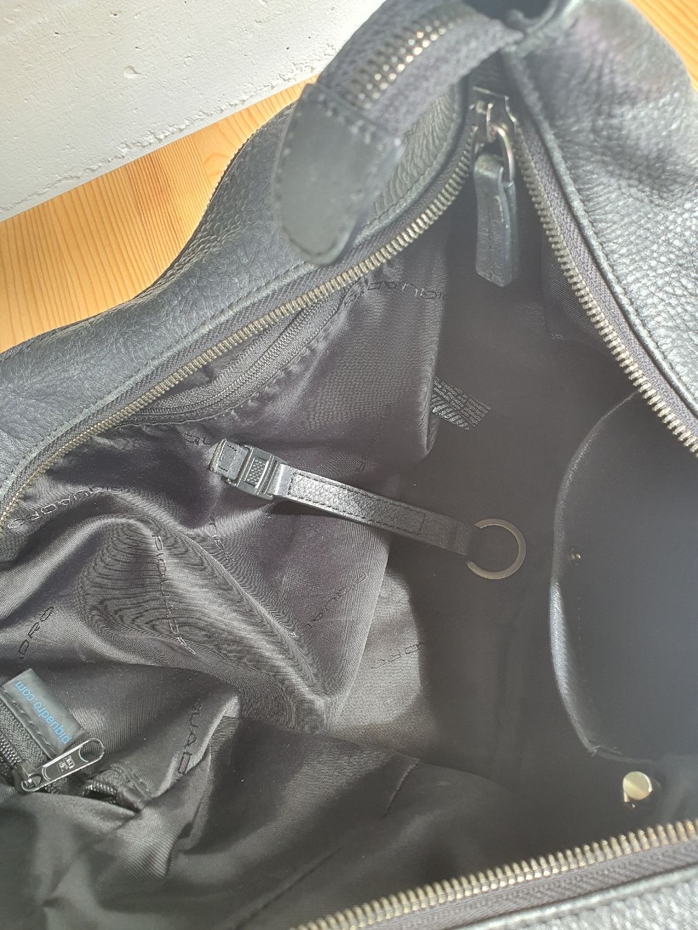 Piquadro Borse da donna: PIQUADRO Damen Handtasche Leder – Usato da Zürich venduto da slvgen 4