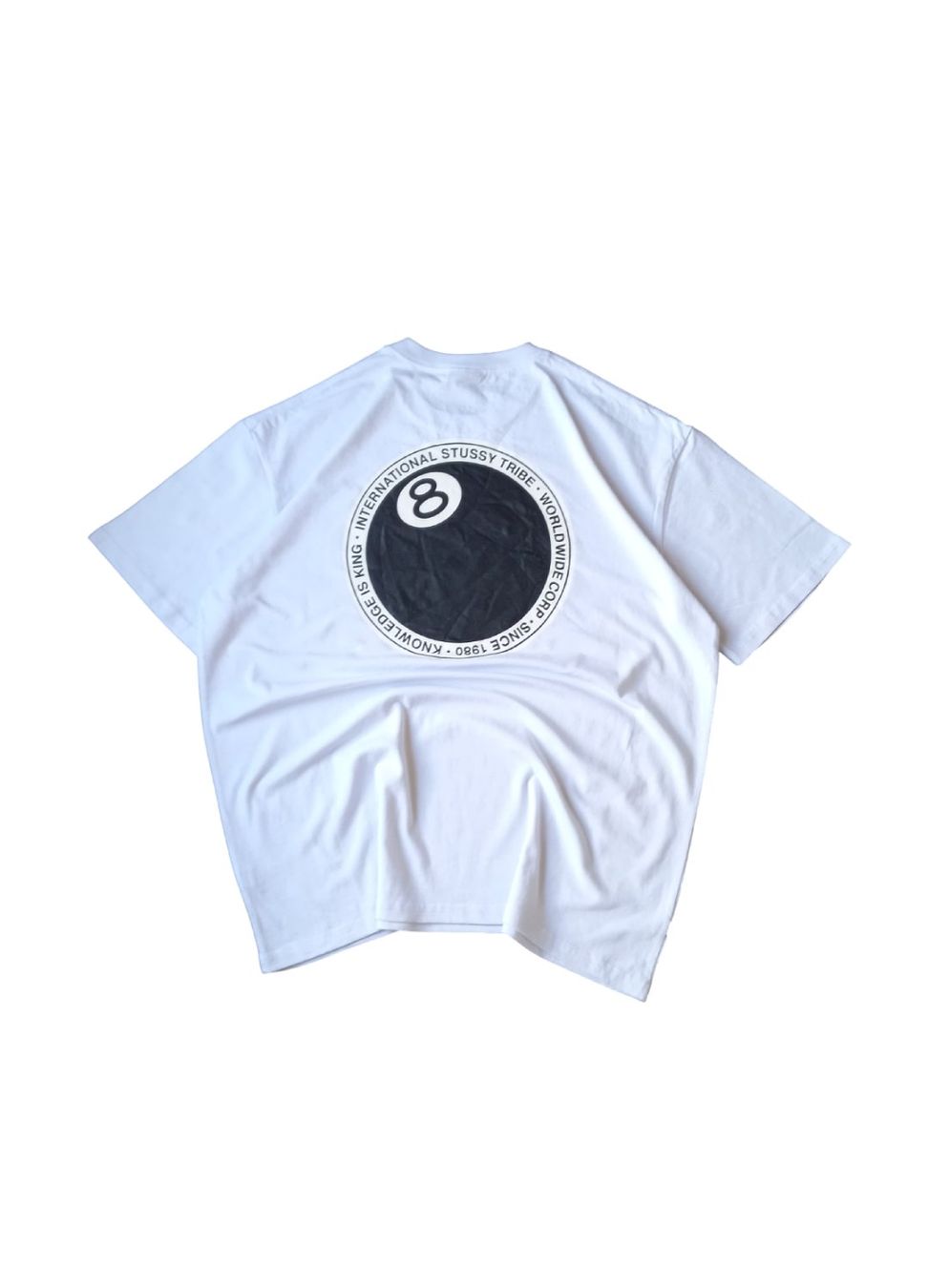 Stüssy T-shirt: Stüssy 8 Ball Tee (XL) – Nuovo e nell'imballaggio originale da Chamoson venduto da Sapoloshop