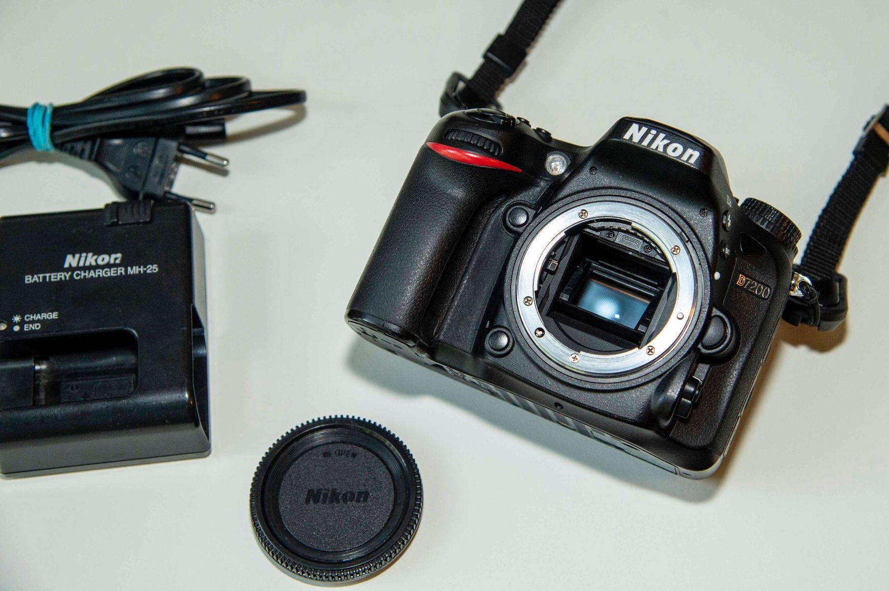 Nikon Fotocamera: Nikon D7200 – Usato da Schwerzenbach venduto da floridan 1