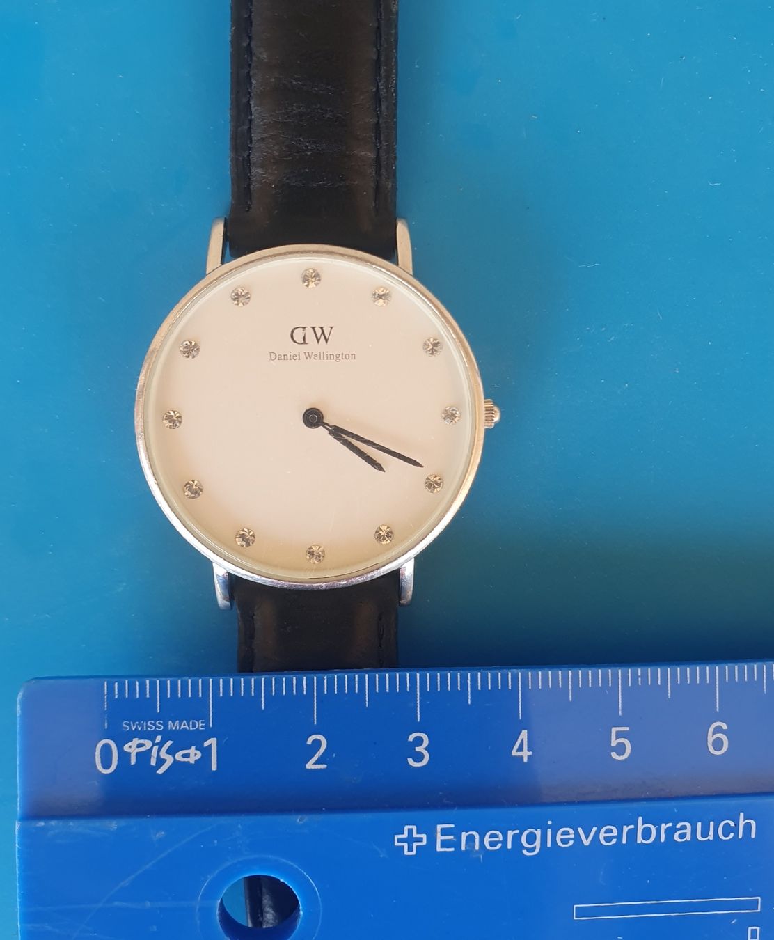 Daniel Wellington Montres: Uhr Daniel Wellington neue Batterie  – D'occasion à Lützelflüh-Goldb par waespi99 4