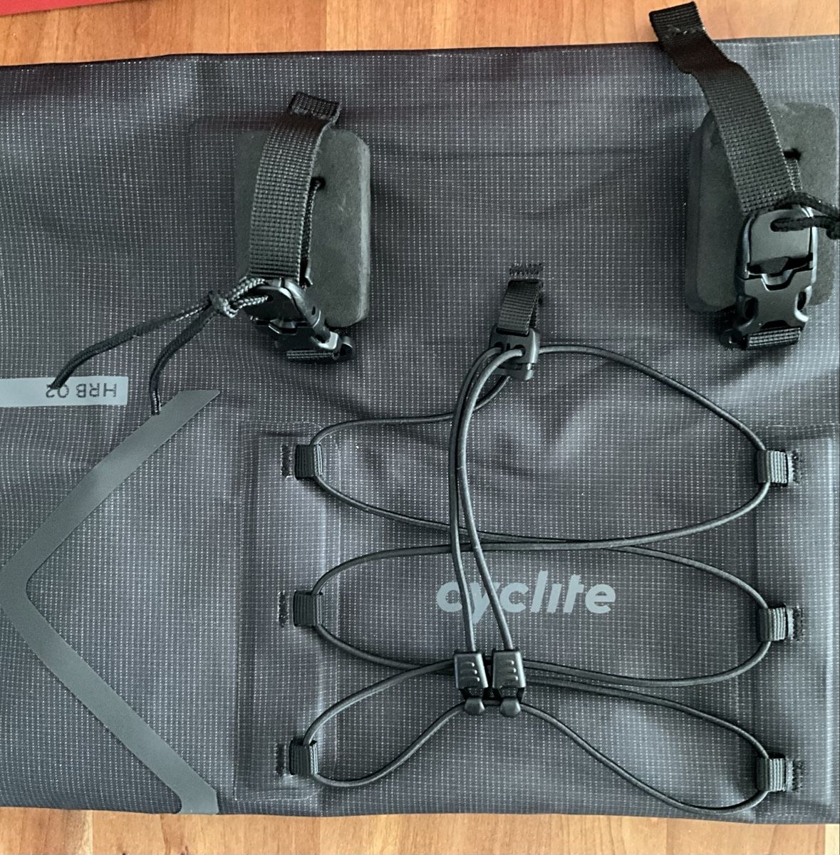Borse: Cyclite Handle Bar Roll Bag / 02 Lenkertasche – Nuovo e nell'imballaggio originale da Belp venduto da Cornerman11 1