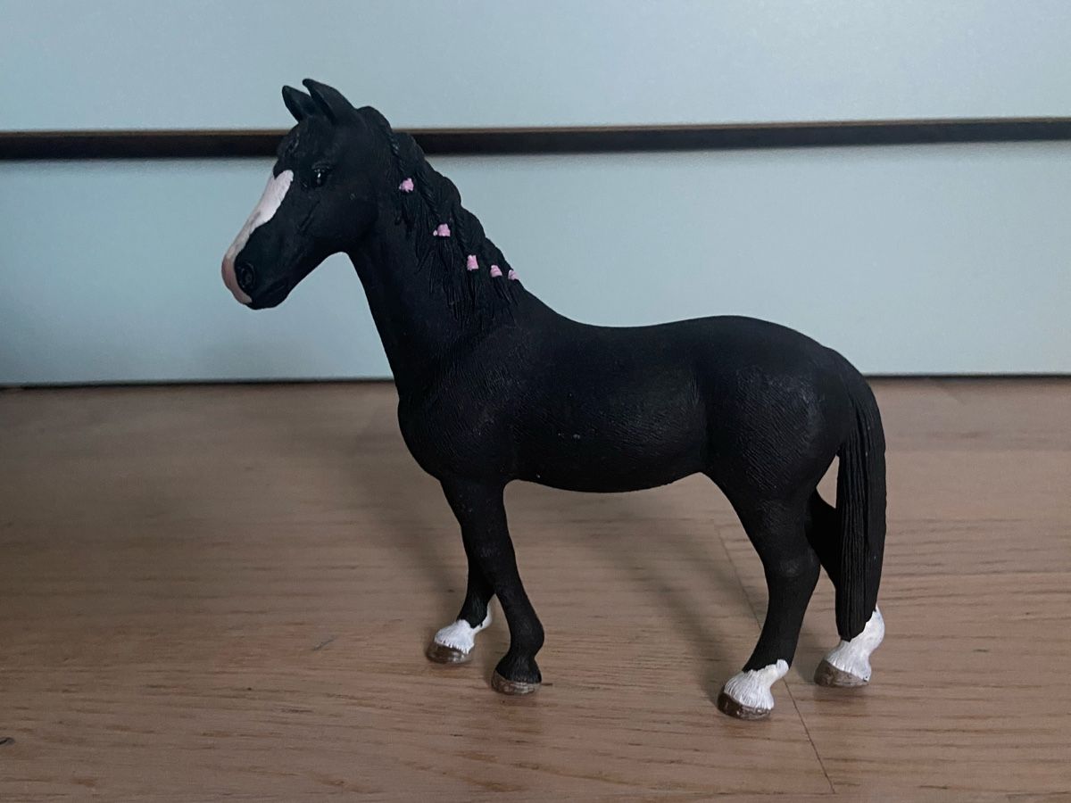 Schleich Jouets: Schwarzes Schleich-Pferd – Neuf (Voir description) à Therwil par ann_w79k