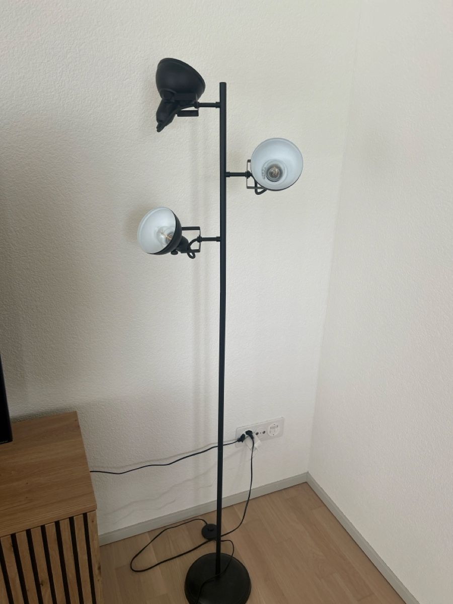 Micasa Lampade: Stehlampe – Usato da Flawil venduto da ram_zhk5