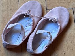 Chaussons de danse - 13B