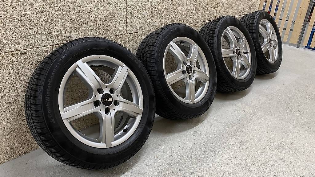 Pneus & Kompletträder: 205/55/R16 Continental ContiWinterContact TS830P – Gebraucht aus Zürich von Alex6