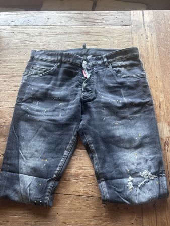 Dsquared2 schwarz mit Paint 