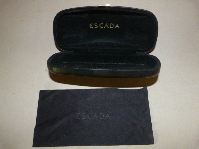 Escada Sonstige Kleidung & Accessoires: Brillenetui Escada – Gebraucht aus Nunningen von Fashion-Ave51 1