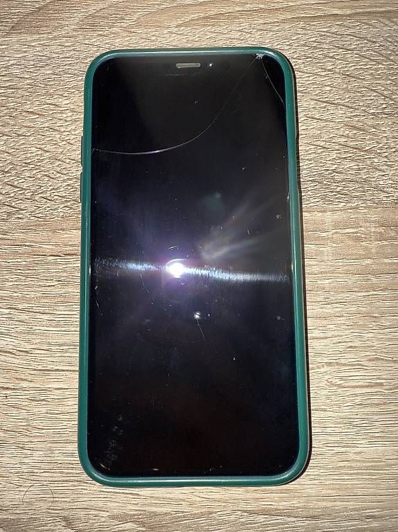 Telefoni cellulari / Smartphones: Iphone X (10) – Usato da Thalwil venduto da sev_h9zv