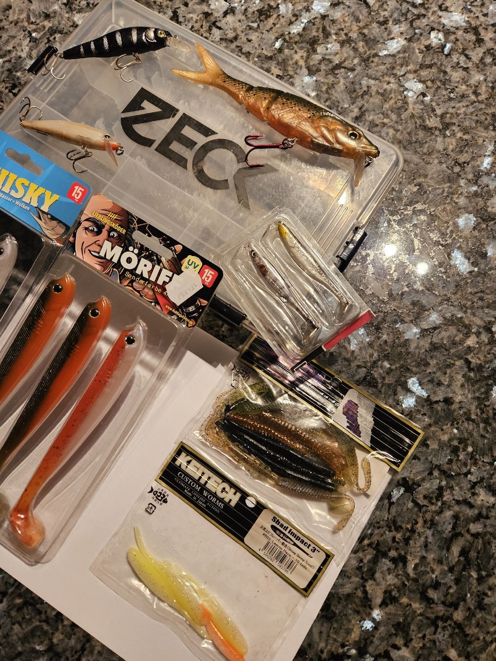Esche: Angelköder/inkl. Köderbox – Usato da Kerns venduto da Lucatch 2