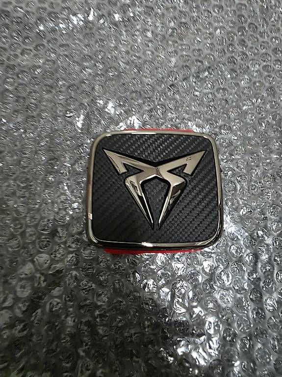 Accessori per altri veicoli: Cupra Emblem BAT Neu – Usato da Scherzingen venduto da mar_s5yr