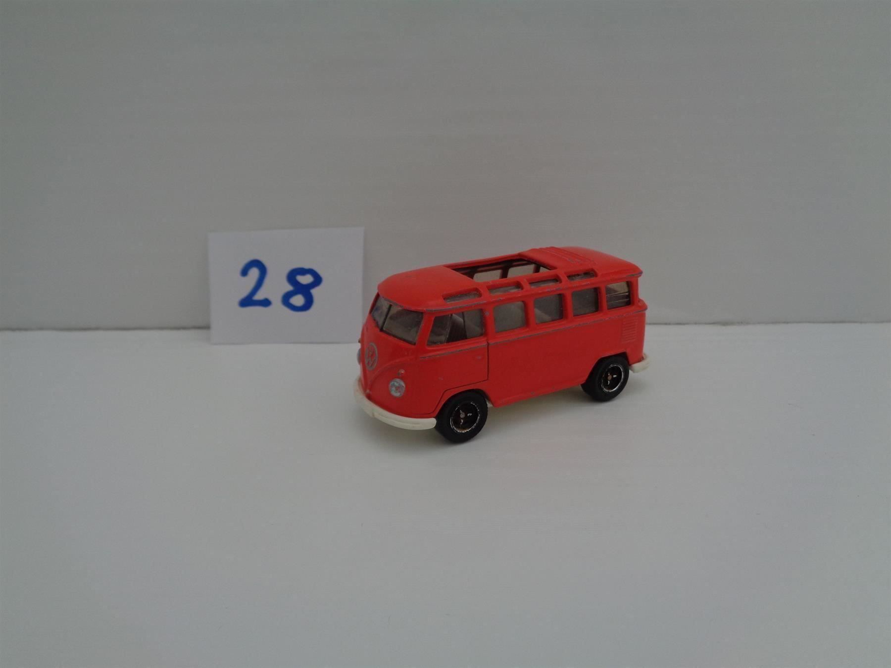 Mattel Modellini d'auto: Mattel 1998 VW Transporter Matchbox – Usato da Chur venduto da omonia