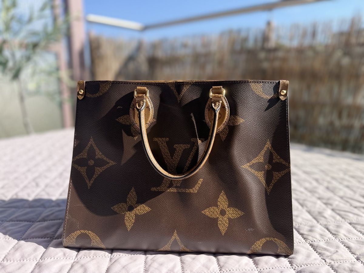 Louis Vuitton Borse da donna: OnTheGo Tote Reverse Monogram Giant MM – Usato da Frauenfeld venduto da fio_wnc9 5