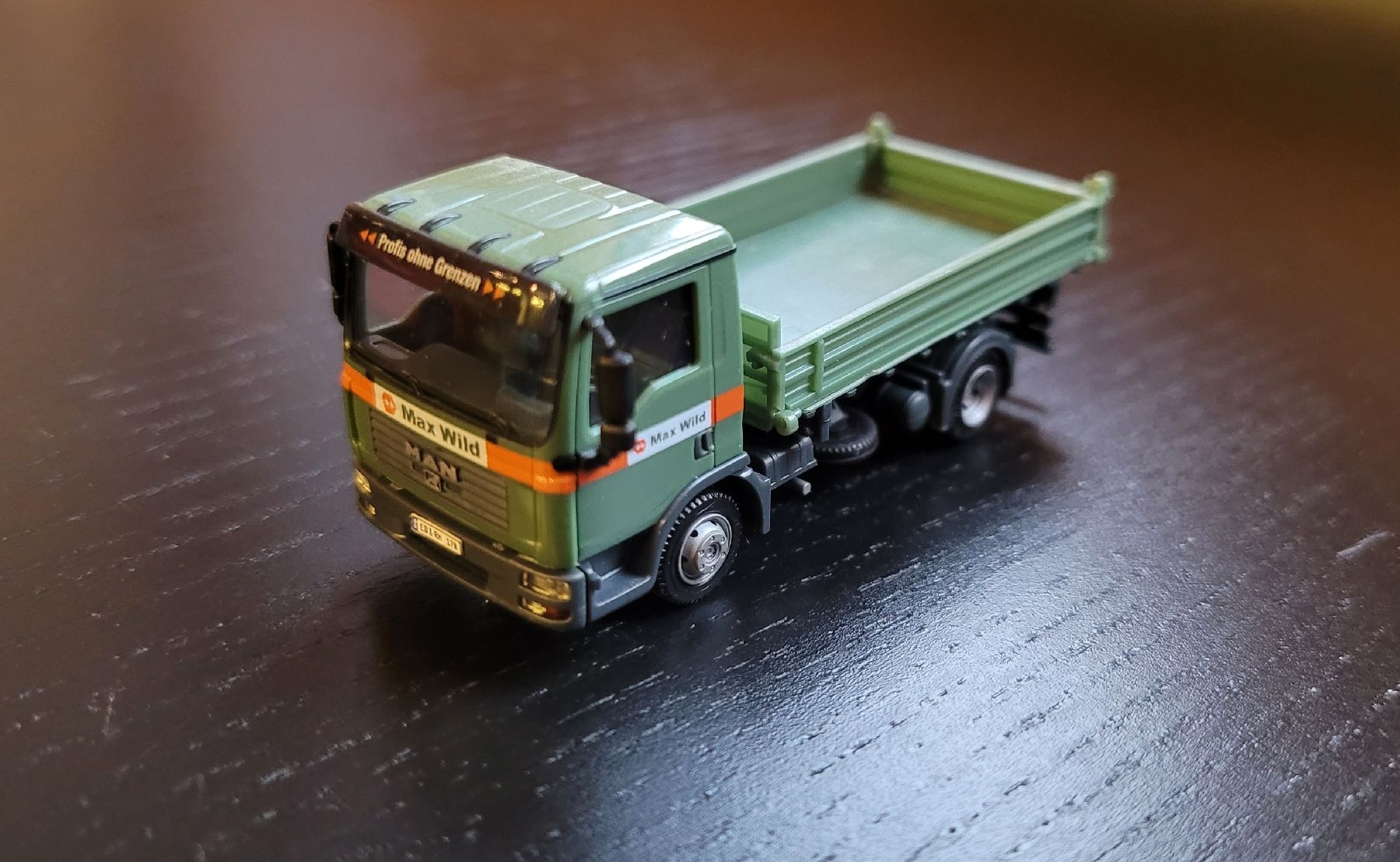 Herpa Kit di modellismo & Modellini statici: Herpa LKW's 1:87 – Usato da Hettiswil venduto da kuese85 3