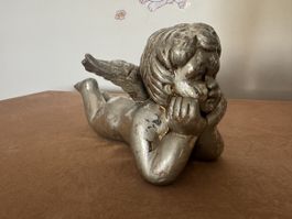 Klassische liegende Engel Figur Putto im Barock Stil