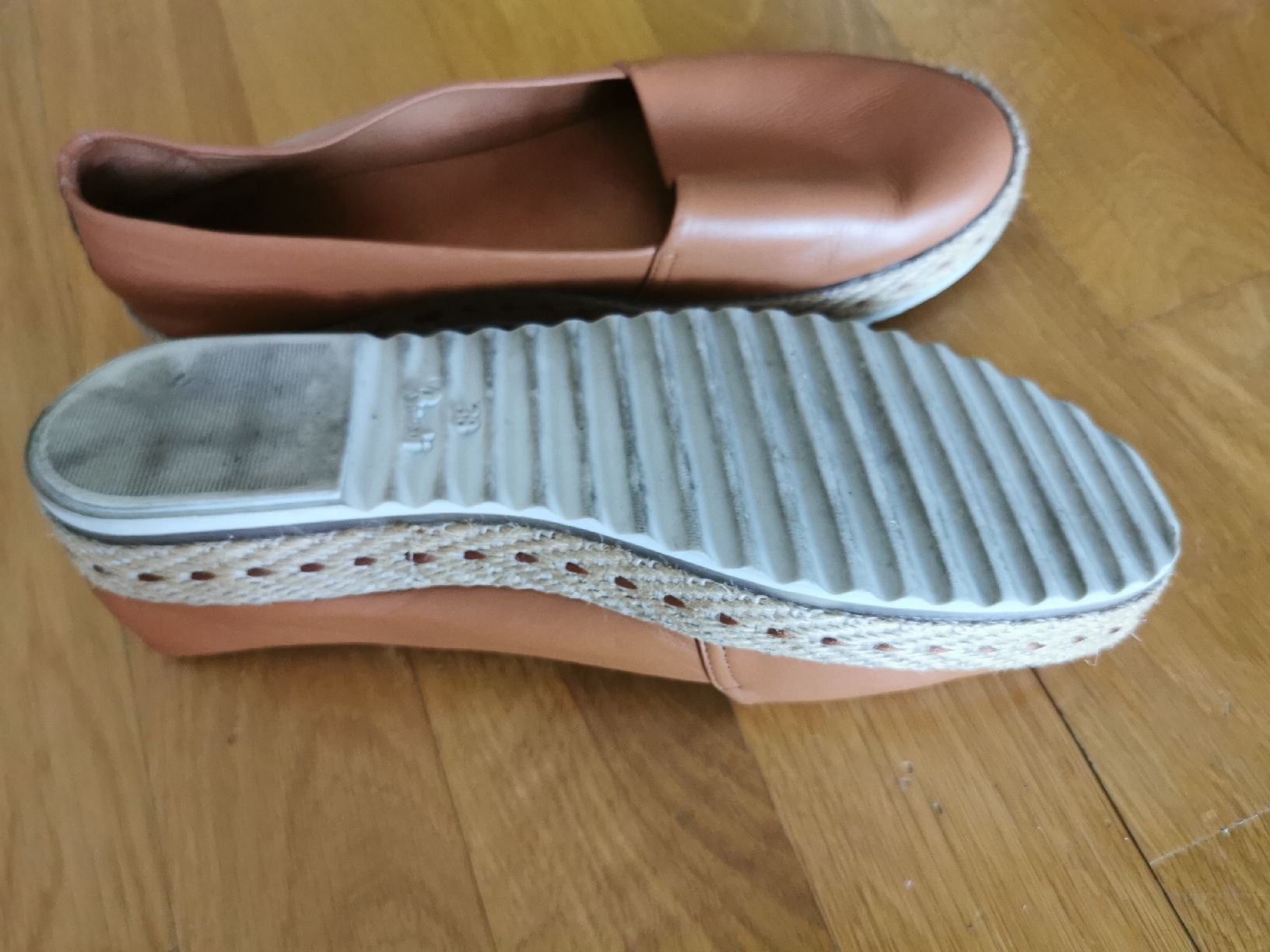 Scarpe da donna: Sommerschuhe Grösse 38 Bambi – Usato da Jona venduto da curlie_82 1