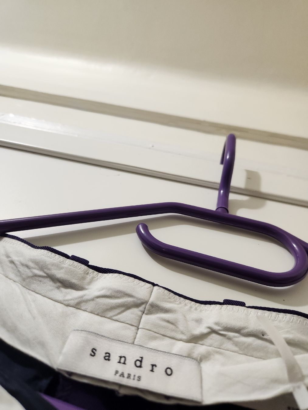 Sandro Hosen: Pantalon Sandro taille 36/38  violet 100% triacetate – Gebraucht aus Niedergösgen von Eva2410 5