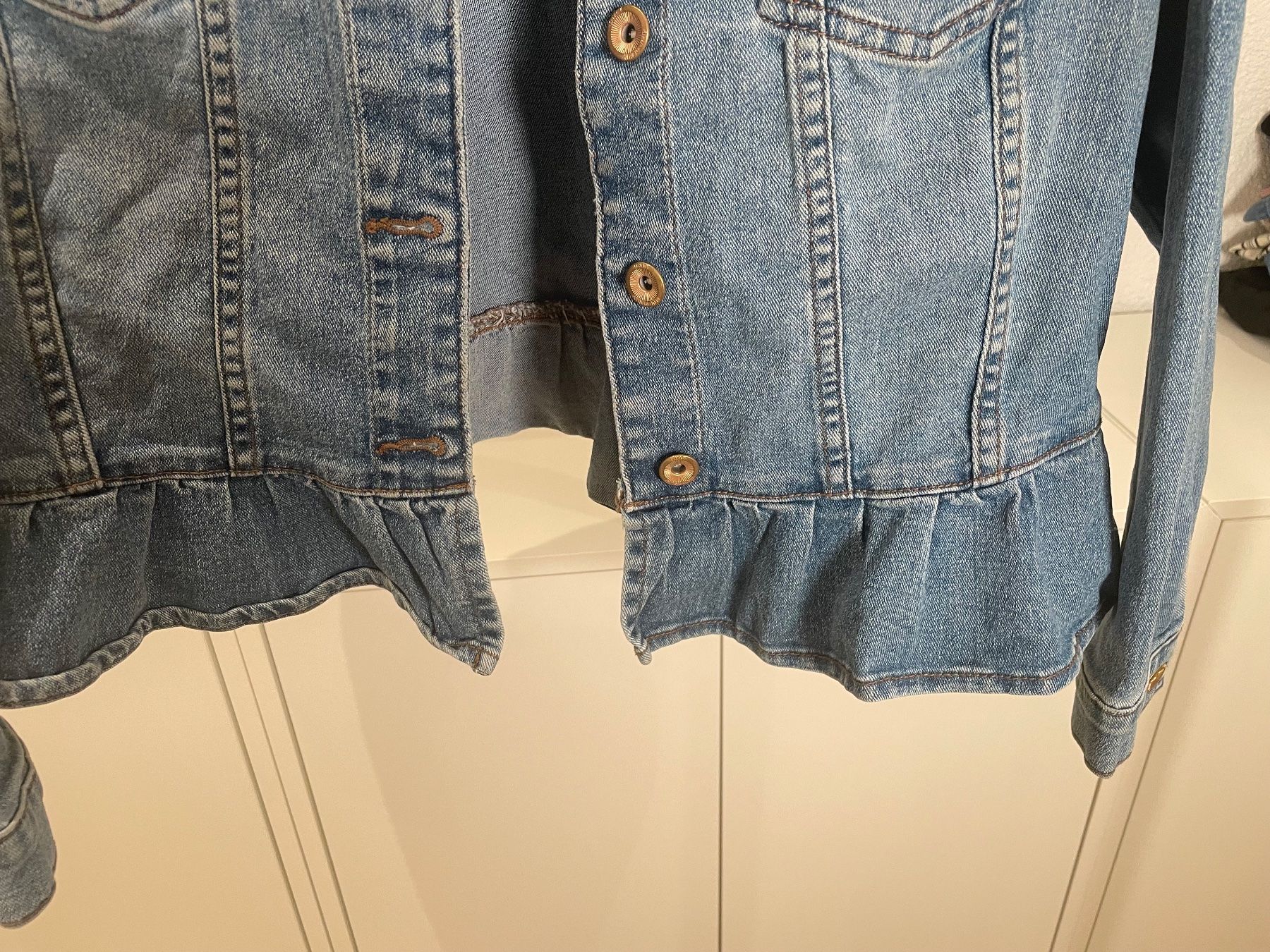 Giacche: Jeansjacke mit Volants – Usato da St. Ursen venduto da pupus02 2