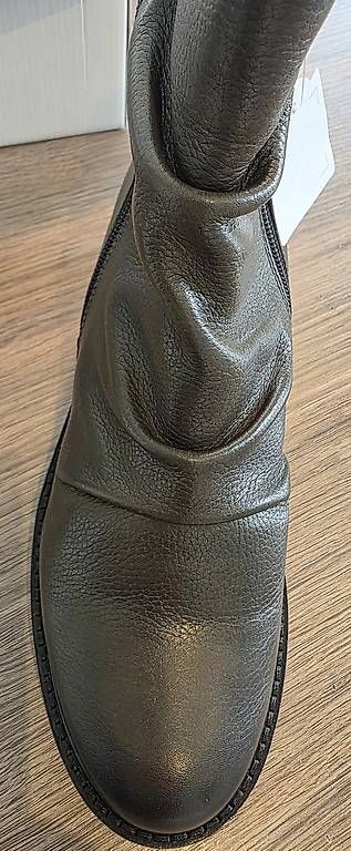 Damenschuhe: Lederstiefel NEU – Gebraucht aus frick von Anina20 2
