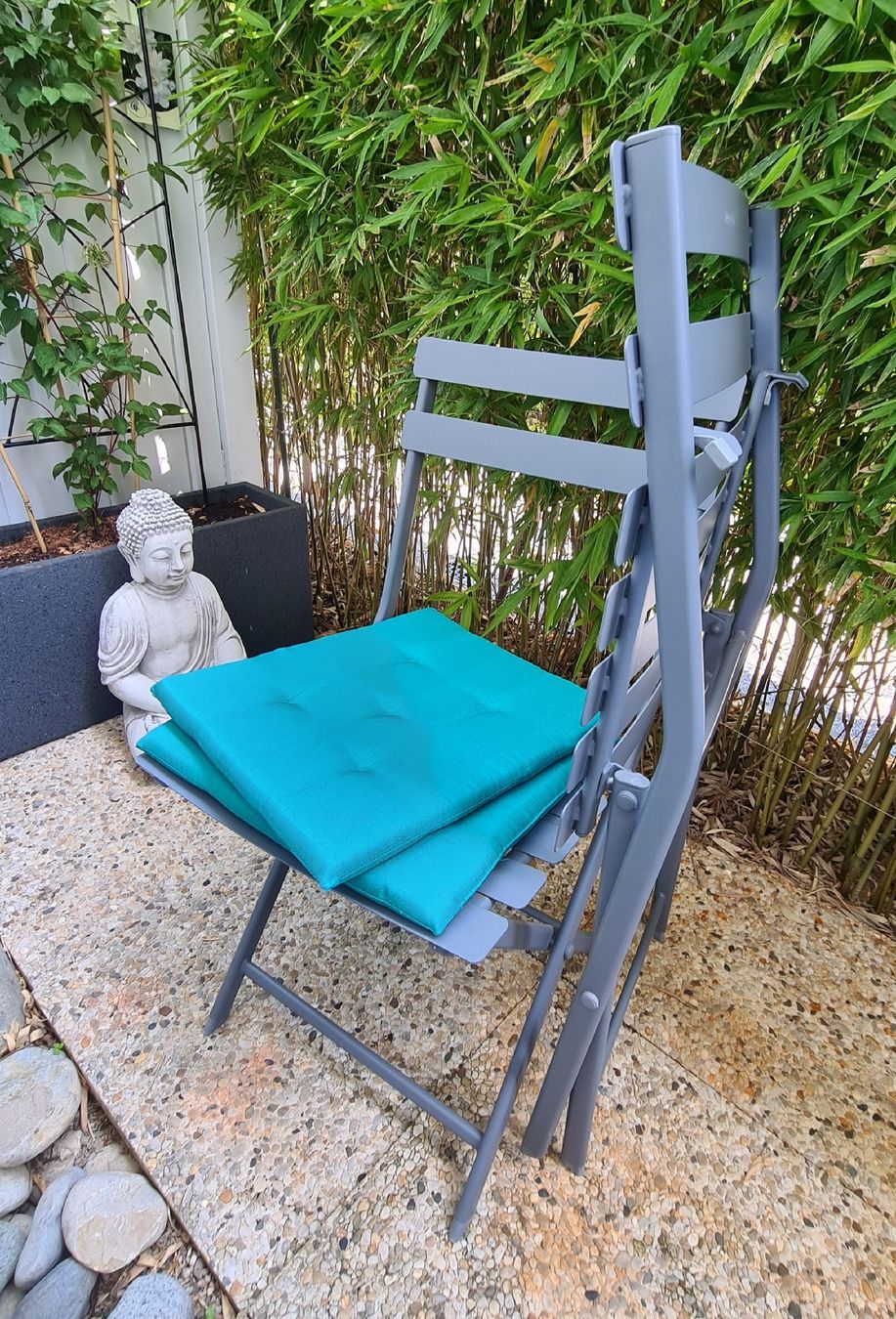 Chaises: Deux chaises Anthracite+2 Coussins/ MARQUE "HESPÉRIDE" – Neuf (Voir description) à Etoy par MyStyleMyMode 2