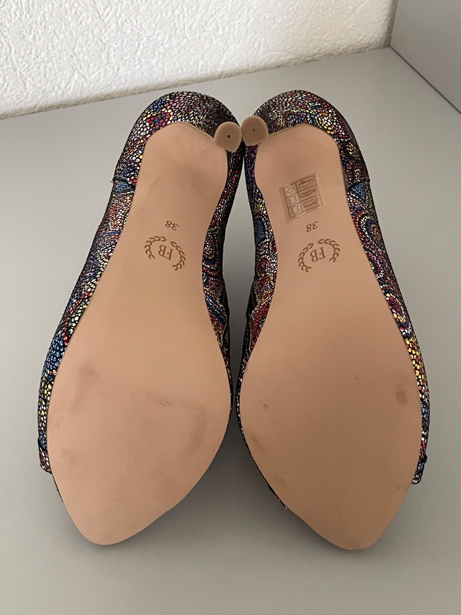 Scarpe da donna: Talons hauts FB multicolores, taille 38, neufs – Nuovo e nell'imballaggio originale da Vuadens venduto da Nina11 6