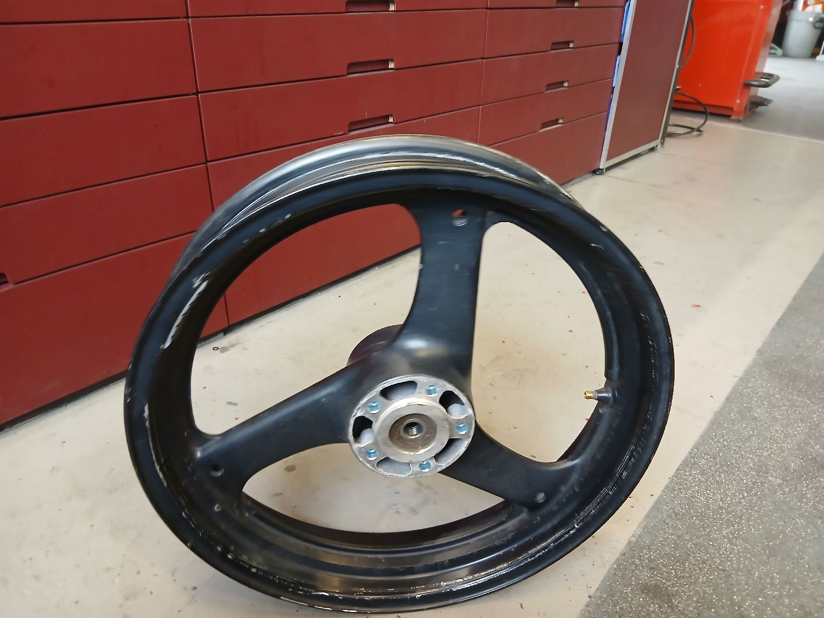 Suzuki Tutti i ricambio per moto: Suzuki Gx500E – Usato da Romanel-s-Lausanne venduto da site76 2