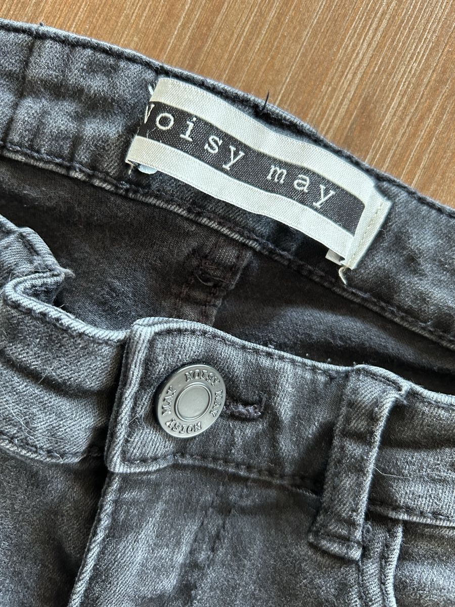 Jeans: Noisy May Jeans, Gr. S Top Zustand  – Usato da Beringen venduto da Sternli650 3