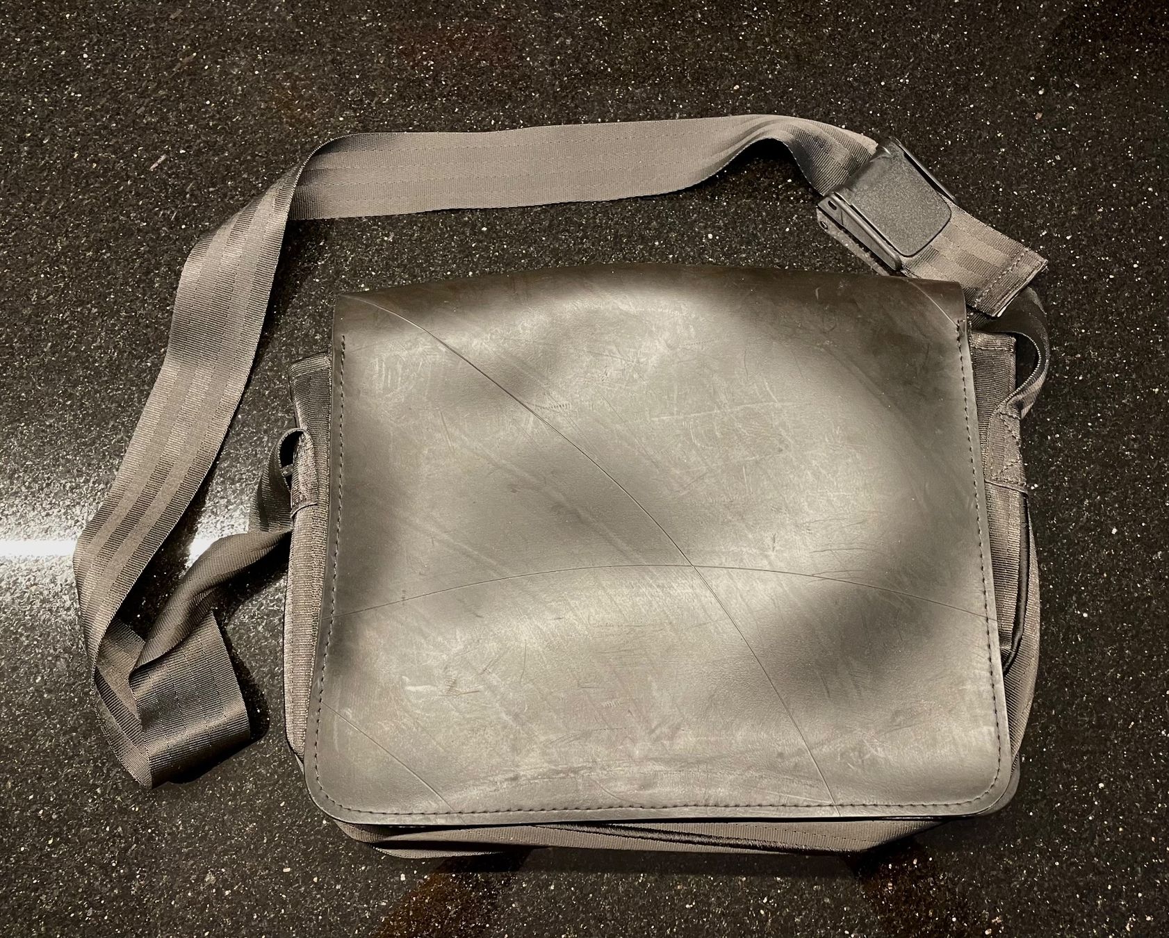 Taschen: Tasche – Gebraucht aus Pfaffnau von Loefibu 1