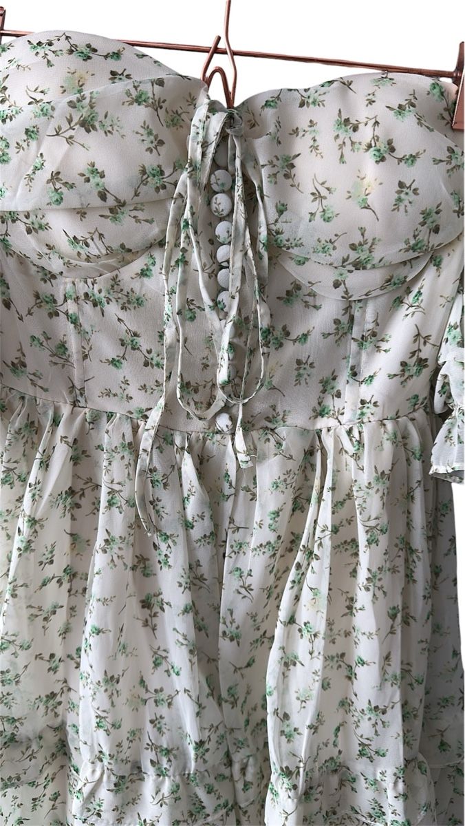 Vestiti: Kleid mit Blumen,schulterfrei, Grösse S-M – Nuovo e nell'imballaggio originale da unterentfelden venduto da leyla08 2