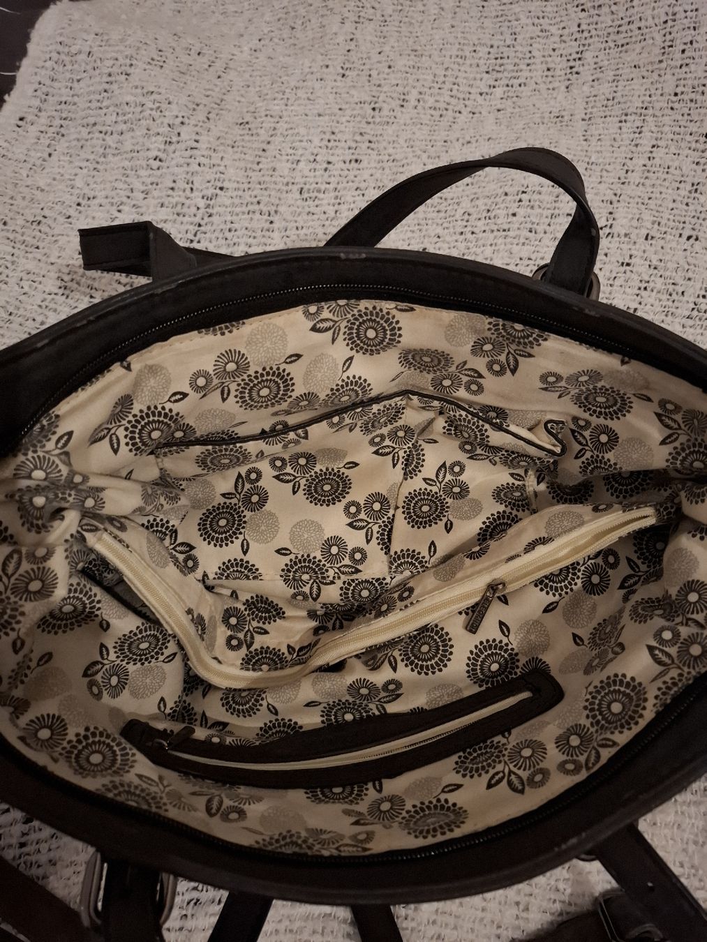 Taschen für Damen: Sac à main / à bandoulière – Gebraucht aus La Chaux-de-Fonds von emm_9r5v 2