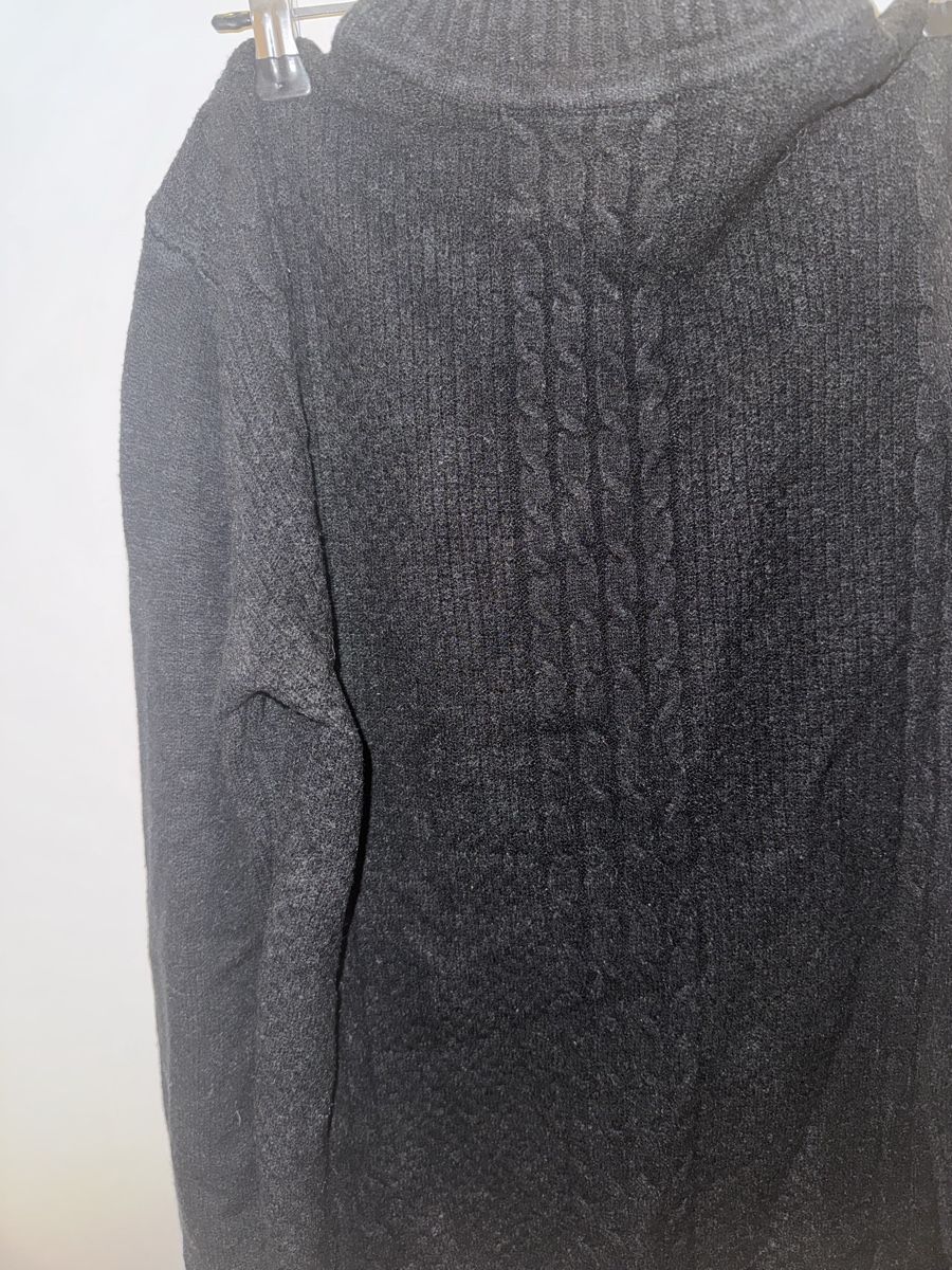 Maglioni & Felpe: Pull col roulé noir en maille torsadée état correct – Nuovo (secondo la descrizione) da Renens VD venduto da Fleurg10 1