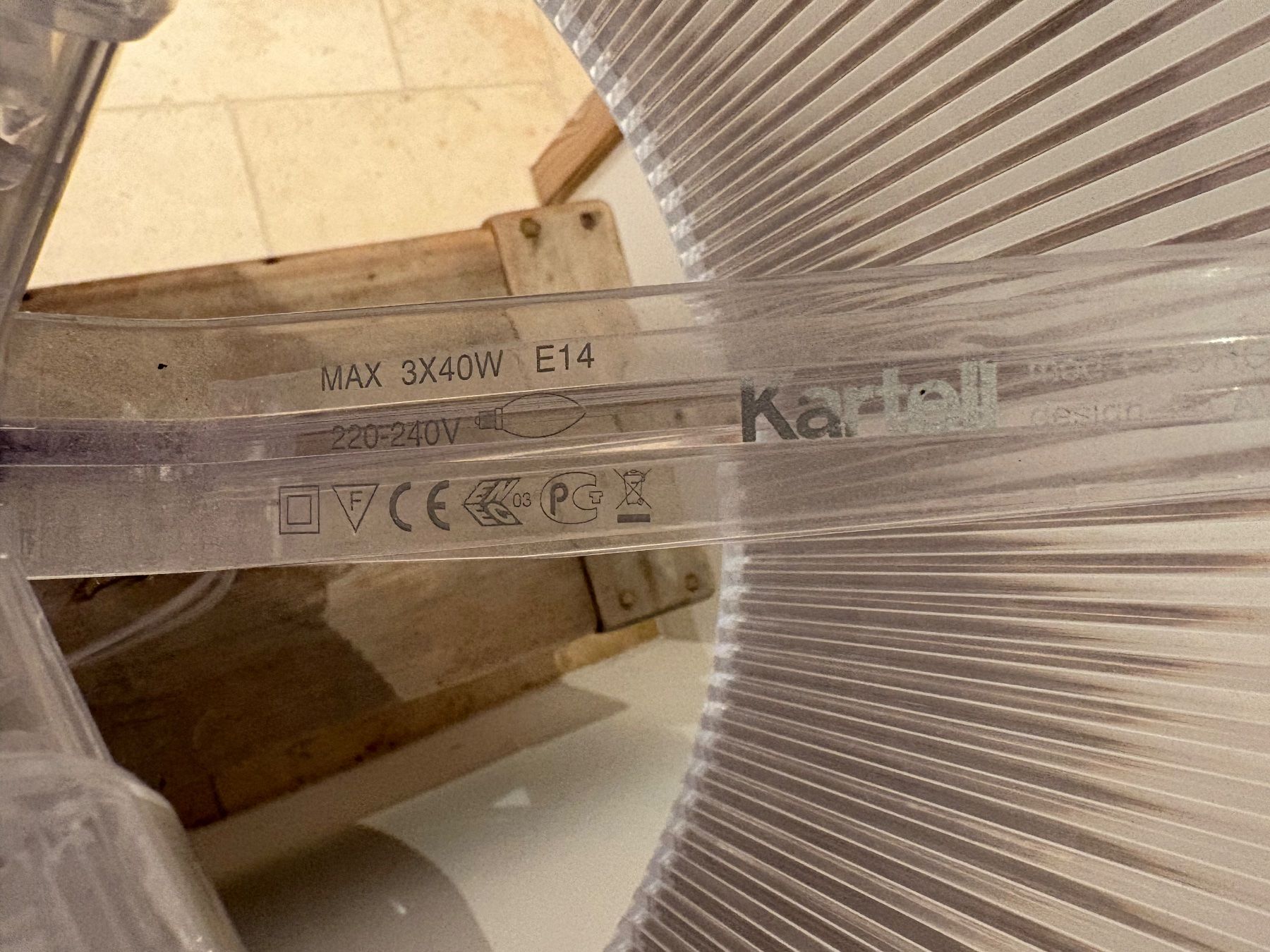 Kartell Lampade: Tischlampe Kartell Bourgie – Usato da Hüttikon venduto da dasi8 2