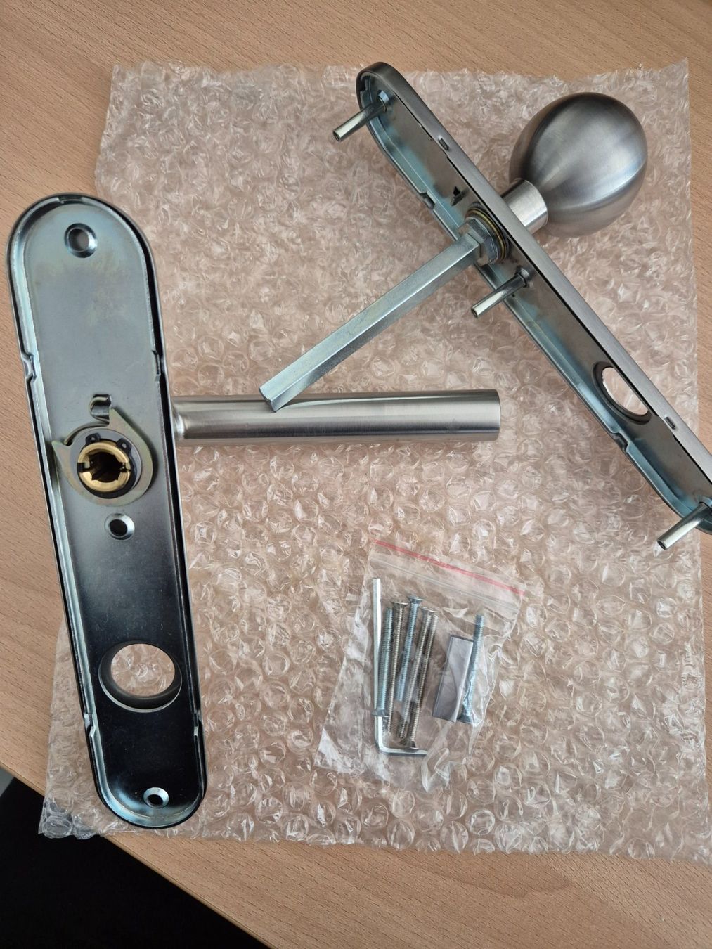 Porte: Schild-Wechsel-Grt Knopf – Usato da Biel/Bienne venduto da Rhuschi 1