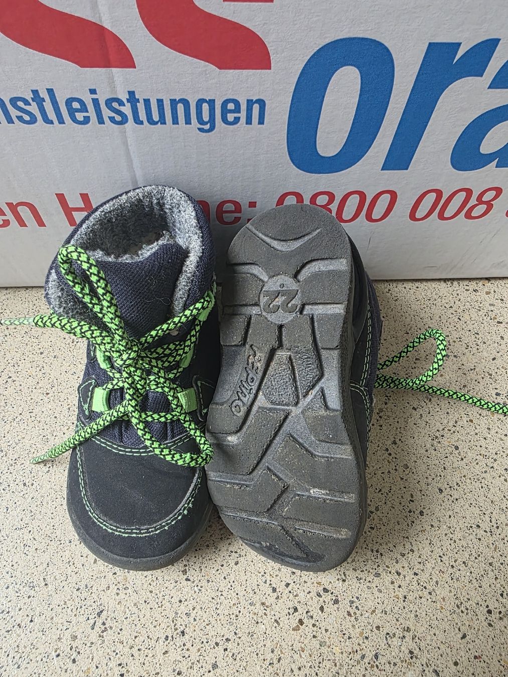 Scarpe per ragazzi: Schuhe Herbst Winter Grösse 22 – Usato da Zürich venduto da Allek 1