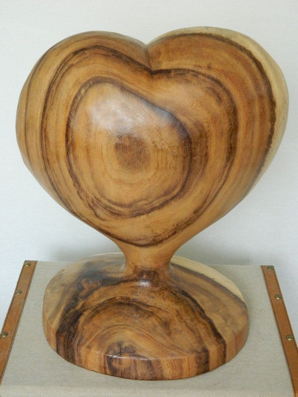 Sculture & Statue: Love abstrakt skulptur – Nuovo e nell'imballaggio originale da Domat-ems venduto da Gr8wood 1