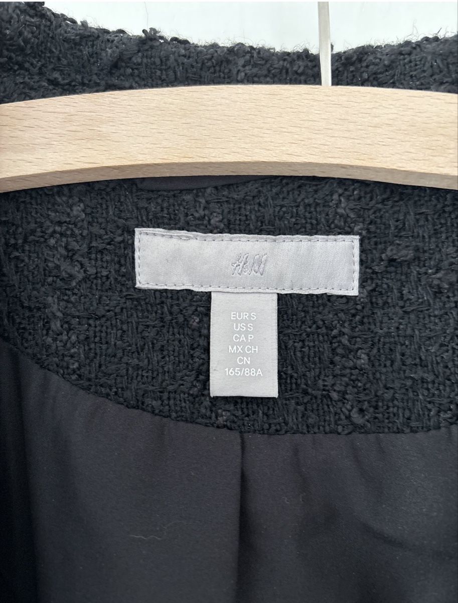 H&M Giacche: Schwarzer Bouclé-Blazer – Nuovo (secondo la descrizione) da Basel venduto da lau_retta 1