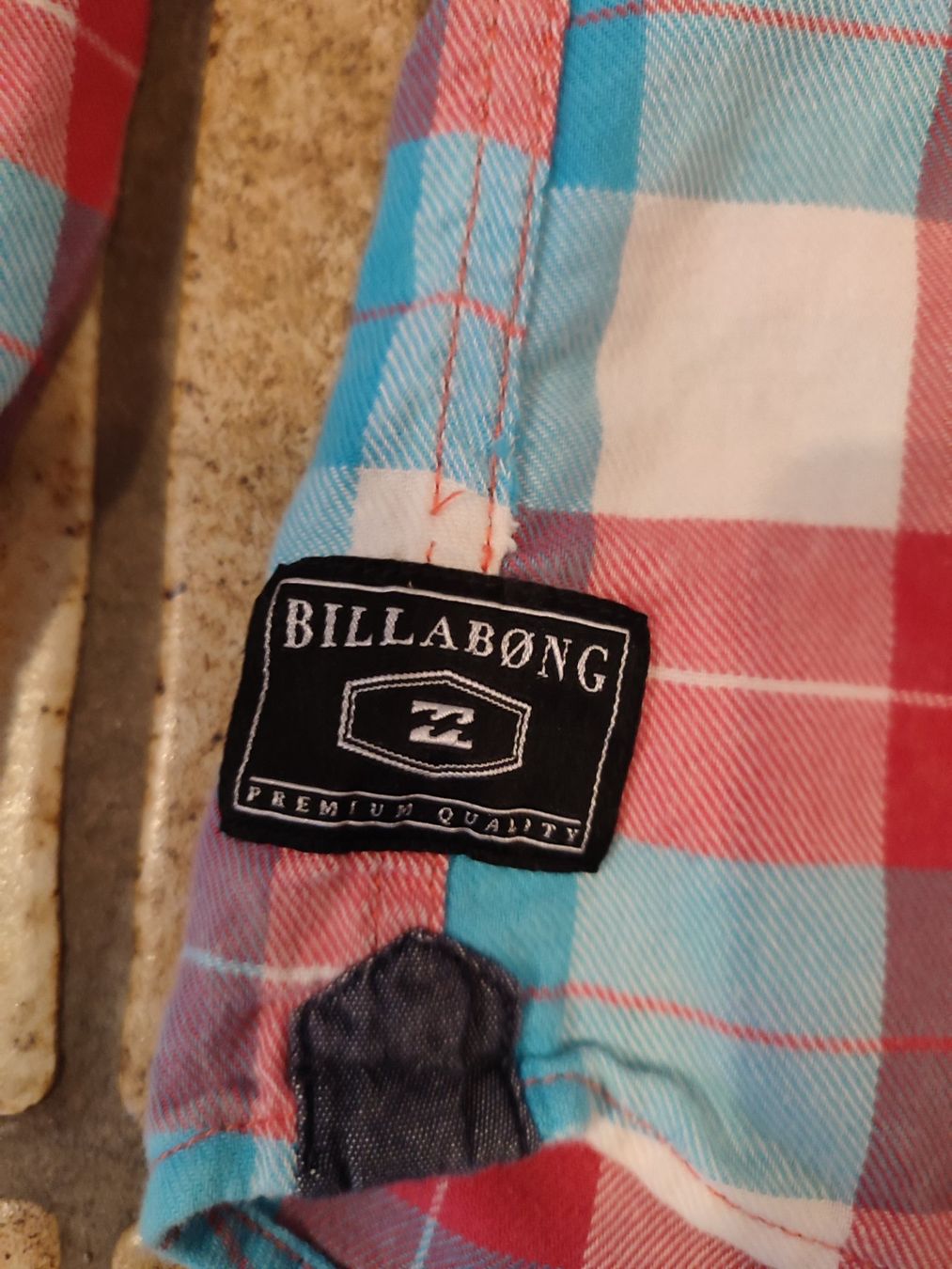 Billabong Camicie: Chemise BillaBong - taille M – Usato da Martigny venduto da Errika 1