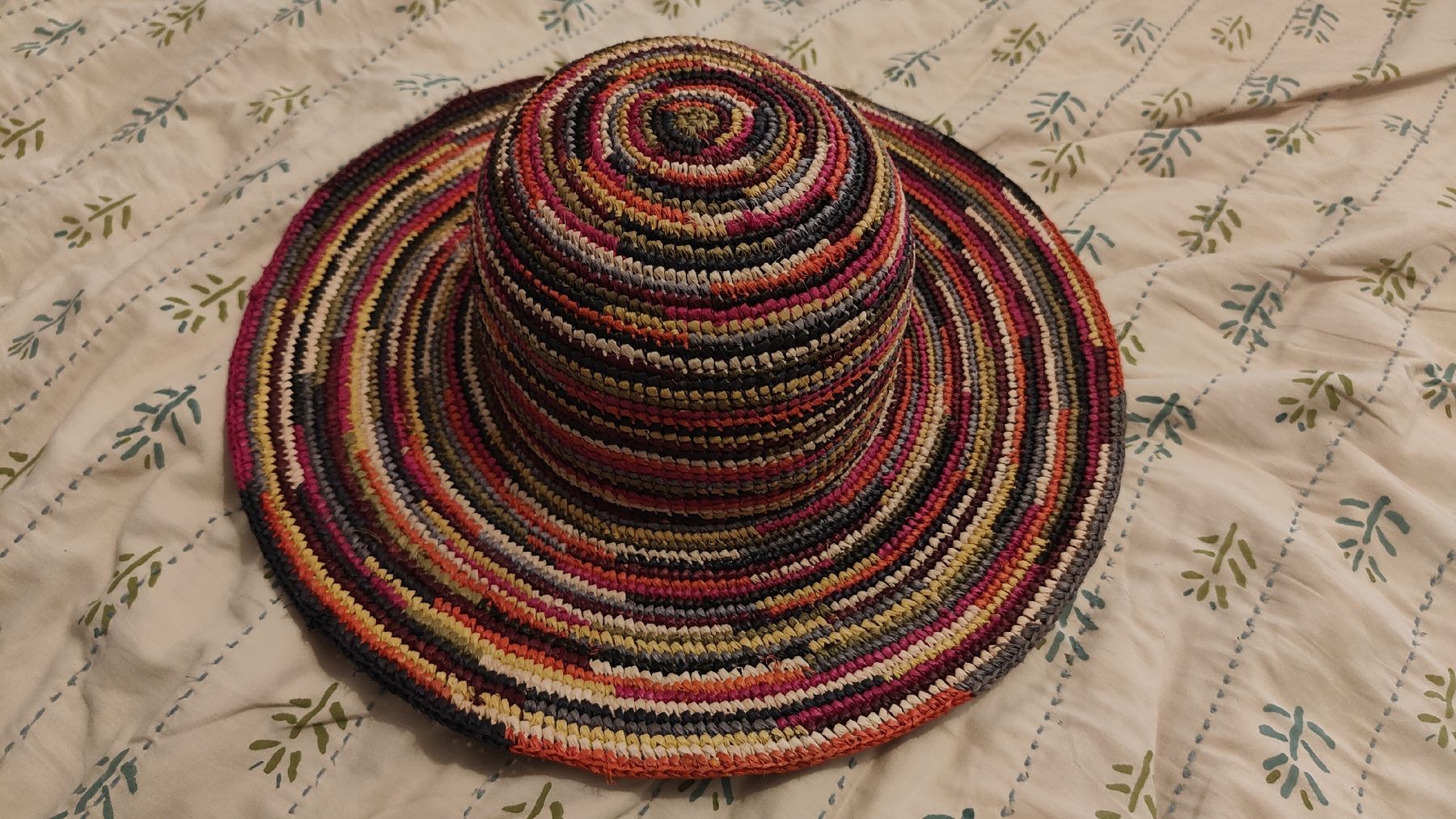 Chapeaux, bonnets & casquettes: Wunderschöner Hut, guter Zustand – D'occasion à Hinwil par her_2t5p