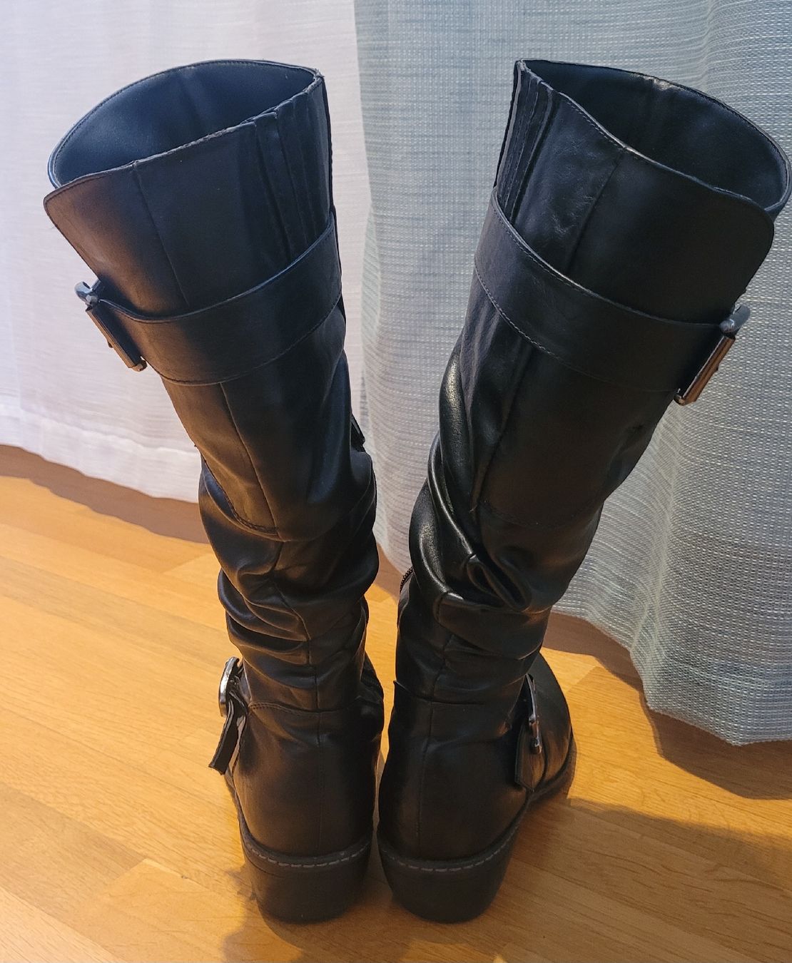 Damenschuhe: Stiefel – Gebraucht aus Tägertschi von 9__Saeru__9 1
