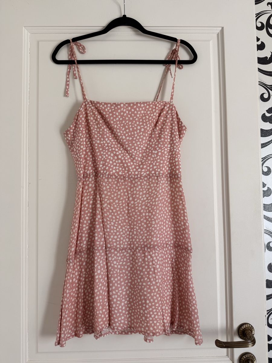 Kookai Vestiti: Kookai summer dress – Usato da Corsier-sur-Vevey venduto da Kristina.Nova