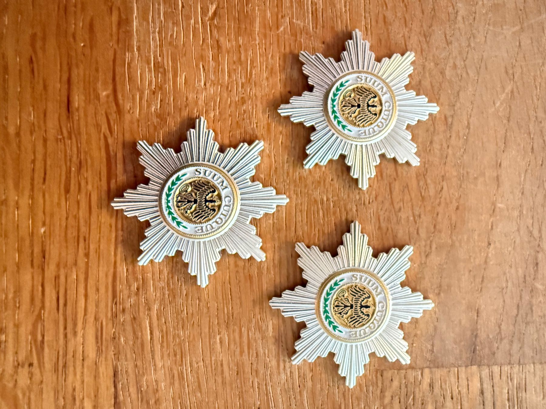 Placchette & Badge: 3 Orden / Ehrenzeichen Adler Abzeichen ?? – Usato da Goldach venduto da Messerguru