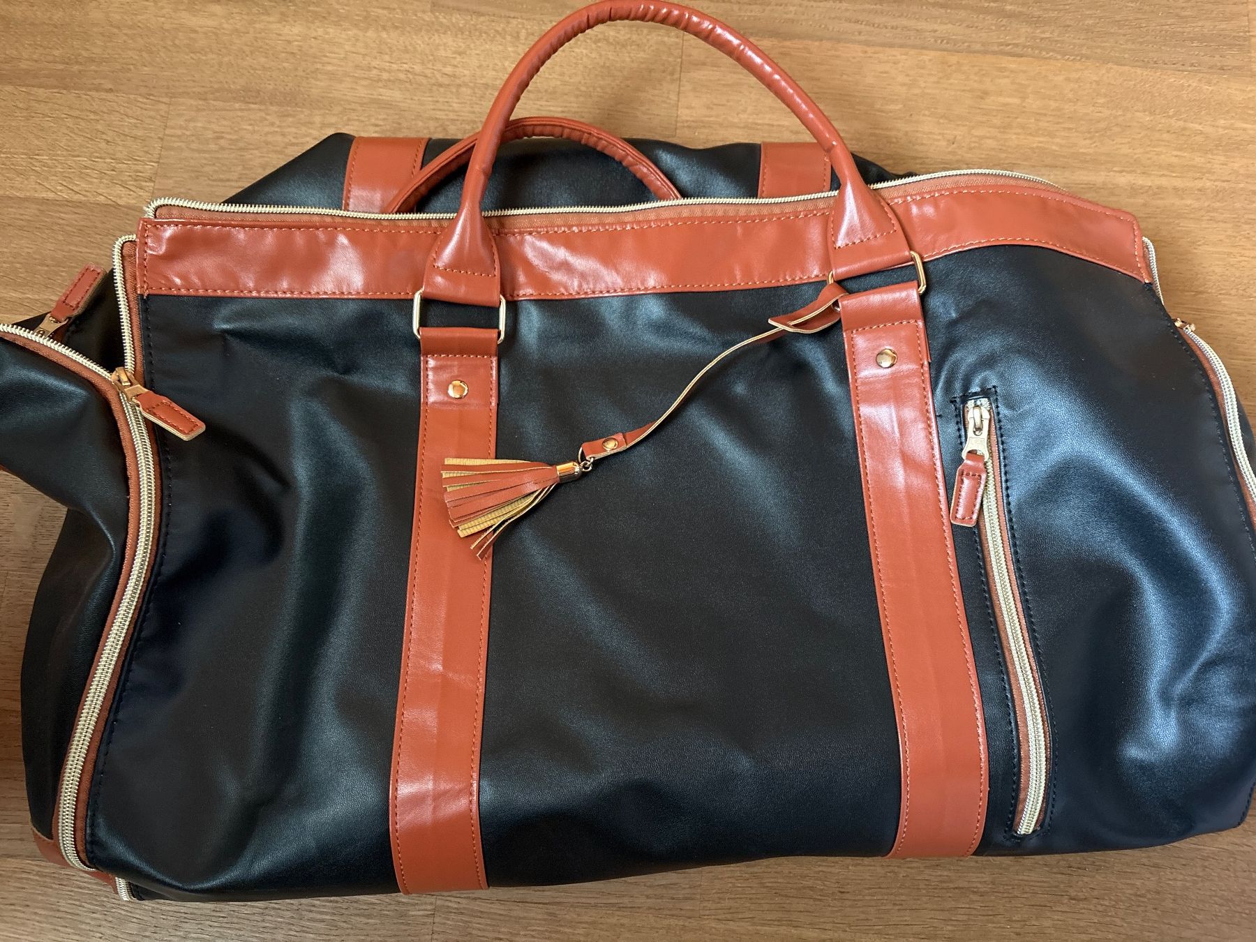 Borse: Wandelbare Reisetasche – Nuovo (secondo la descrizione) da Brittnau venduto da YvRhMi 3