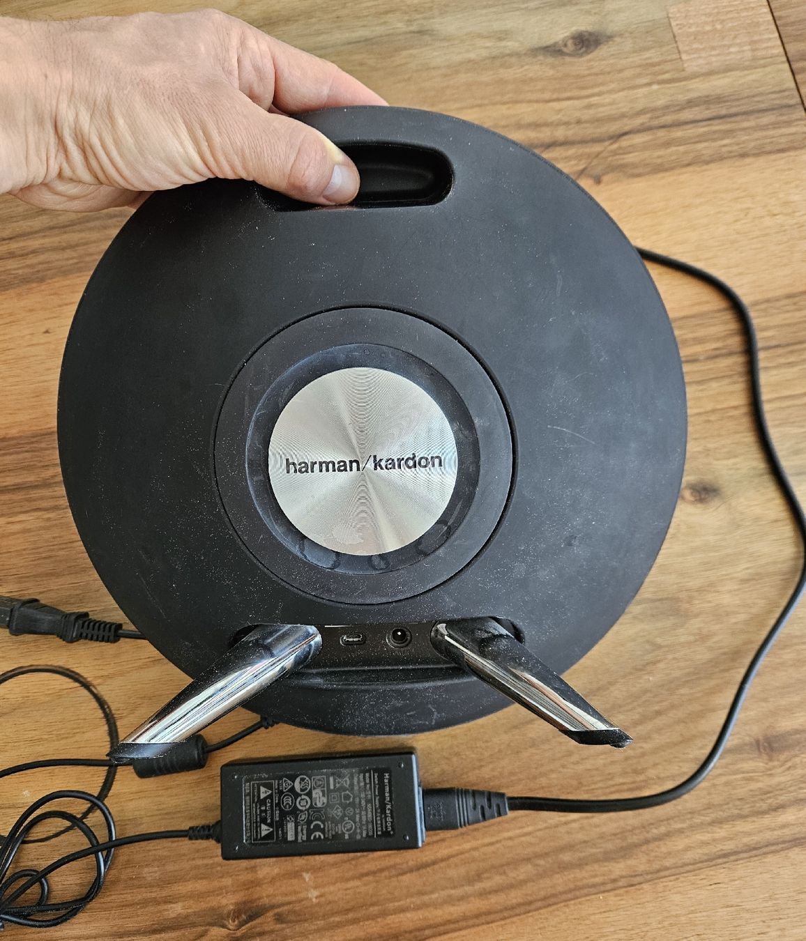 Harman-Kardon Casse acustiche: Harman Kardon Onyx Studio - battery defective  – Usato da Thun venduto da danbr 2